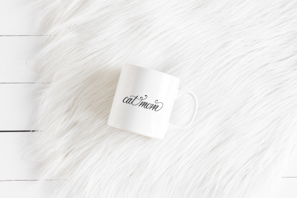 Strategic Branding with Cat Mom Calligraphy Vector Assets
